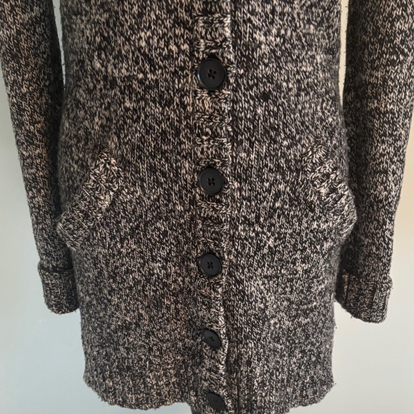 J CREW 75% wool Gray Button-Up Cardigan Sweater medium - Picture 4 of 7